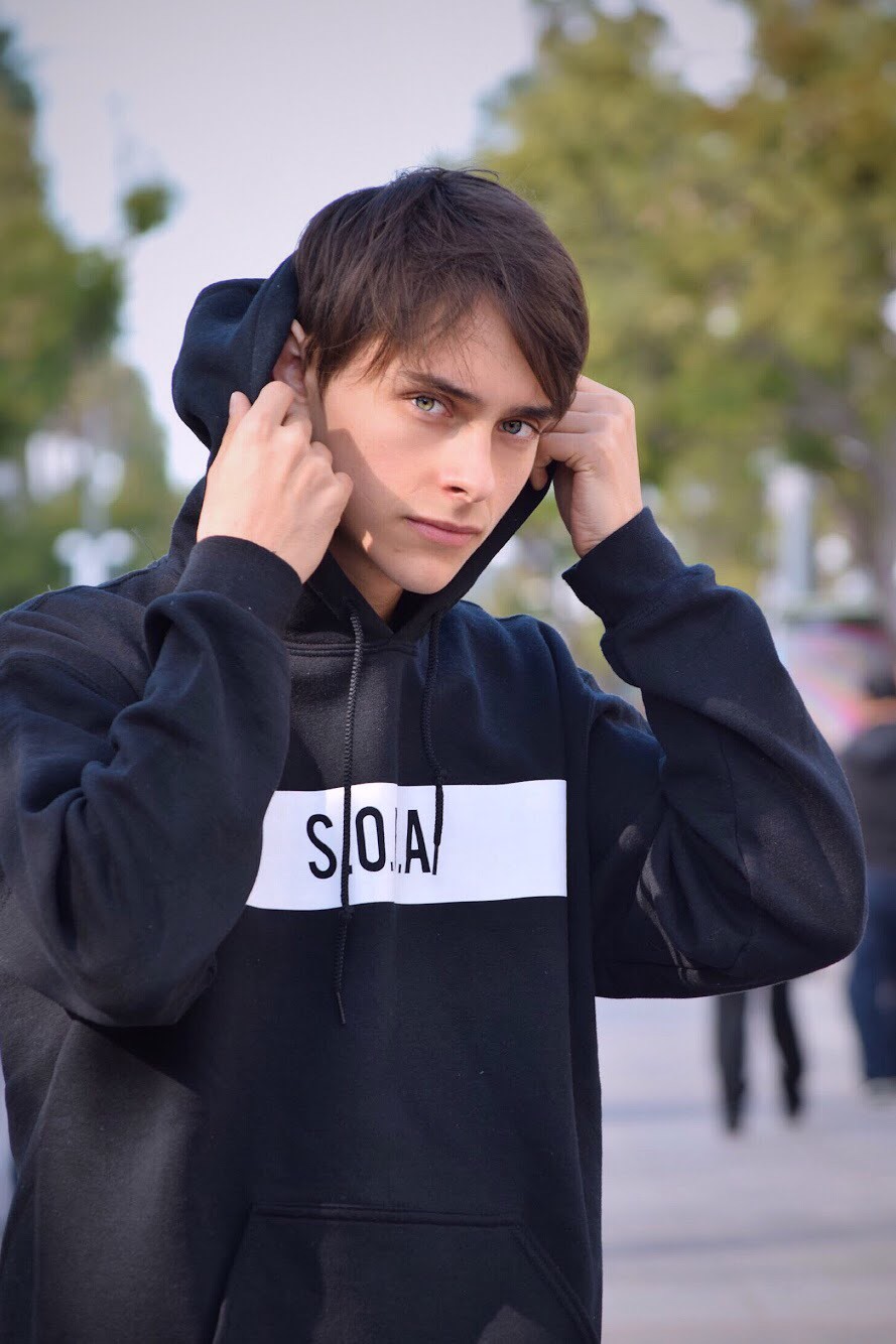 モデリスタ　メンズモデル　アレックス　ビーガン王子